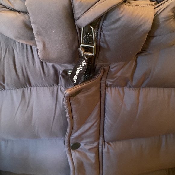 Aritzia Super puff jacket original lenght, vegan, black - Picture 2 of 4